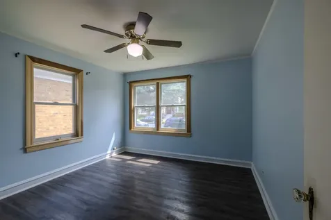9308 South Troy Avenue Evergreen Park IL 60805