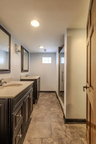 9308 South Troy Avenue Evergreen Park IL 60805