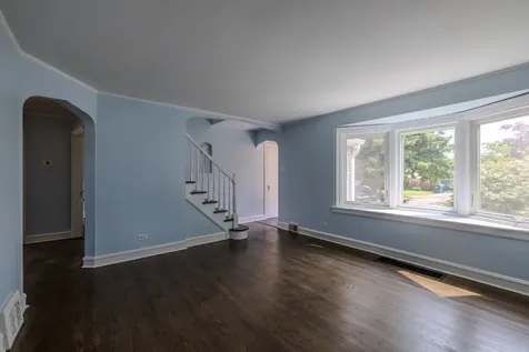 9308 South Troy Avenue Evergreen Park IL 60805