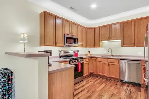 34451 North Old Walnut Circle Gurnee IL 60031
