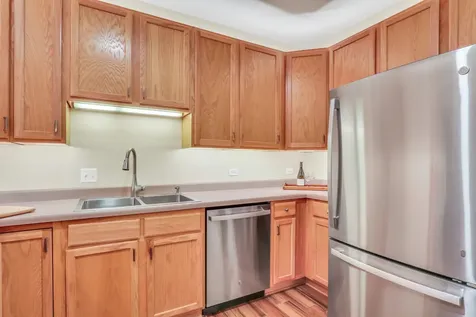 34451 North Old Walnut Circle Gurnee IL 60031