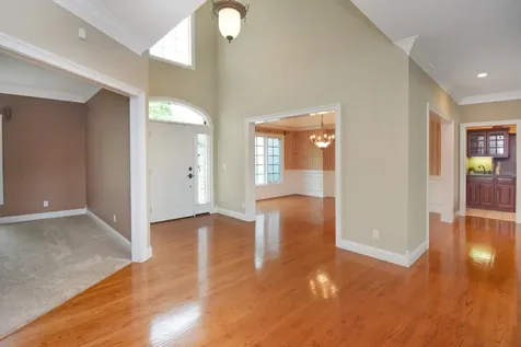5 Weaver Court Bloomington IL 61704