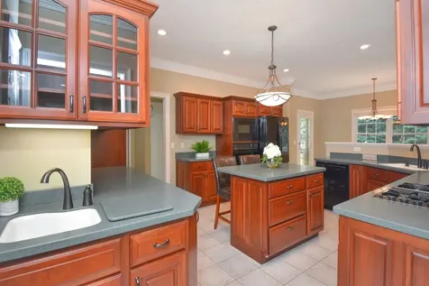 5 Weaver Court Bloomington IL 61704