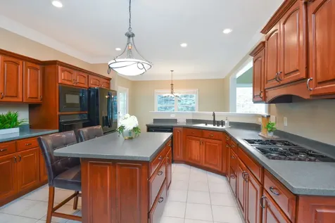 5 Weaver Court Bloomington IL 61704
