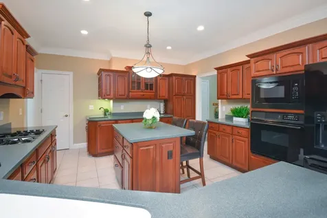 5 Weaver Court Bloomington IL 61704