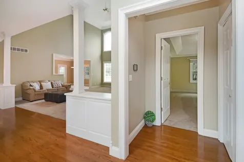 5 Weaver Court Bloomington IL 61704