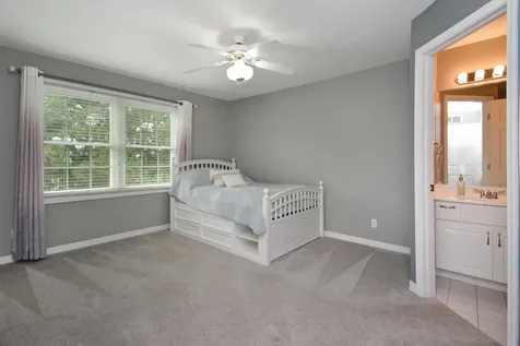 5 Weaver Court Bloomington IL 61704