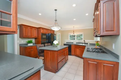 5 Weaver Court Bloomington IL 61704