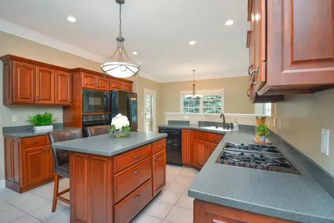 5 Weaver Court Bloomington IL 61704