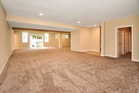 5 Weaver Court Bloomington IL 61704