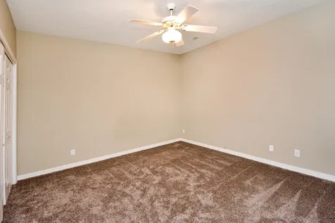 5 Weaver Court Bloomington IL 61704
