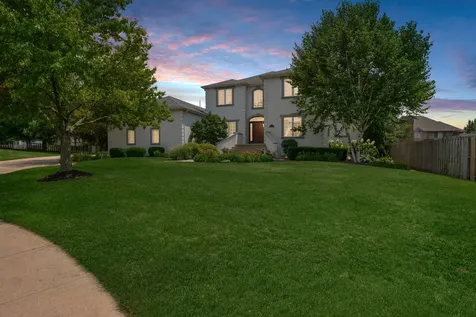 5 Weaver Court Bloomington IL 61704