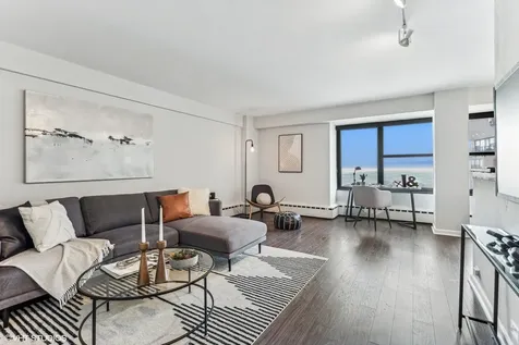 3420 North Lake Shore Drive Chicago IL 60657