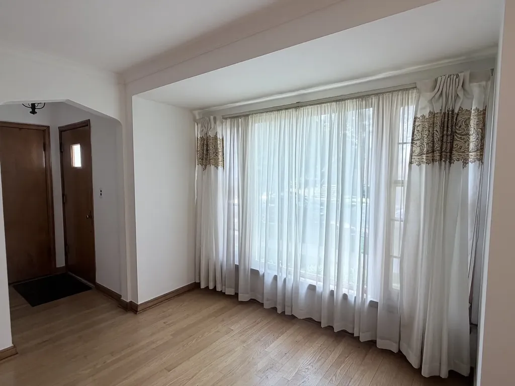 3916 West 59th Place Chicago IL 60629