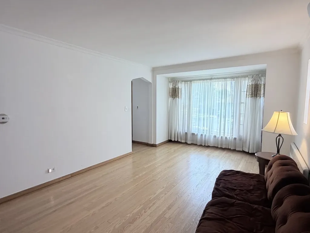 3916 West 59th Place Chicago IL 60629