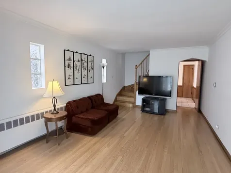 3916 West 59th Place Chicago IL 60629