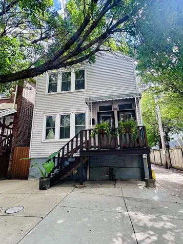 731 West 16th Street Chicago IL 60616