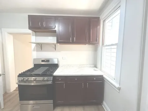731 West 16th Street Chicago IL 60616