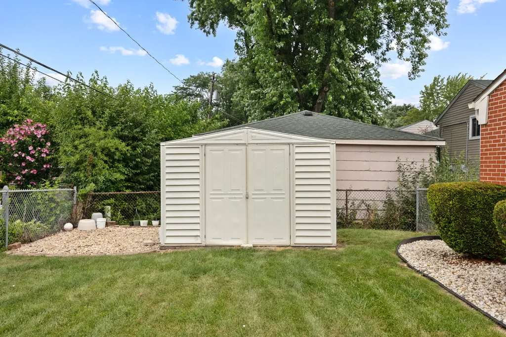 1406 Glen Hill Drive Glendale Heights IL 60139