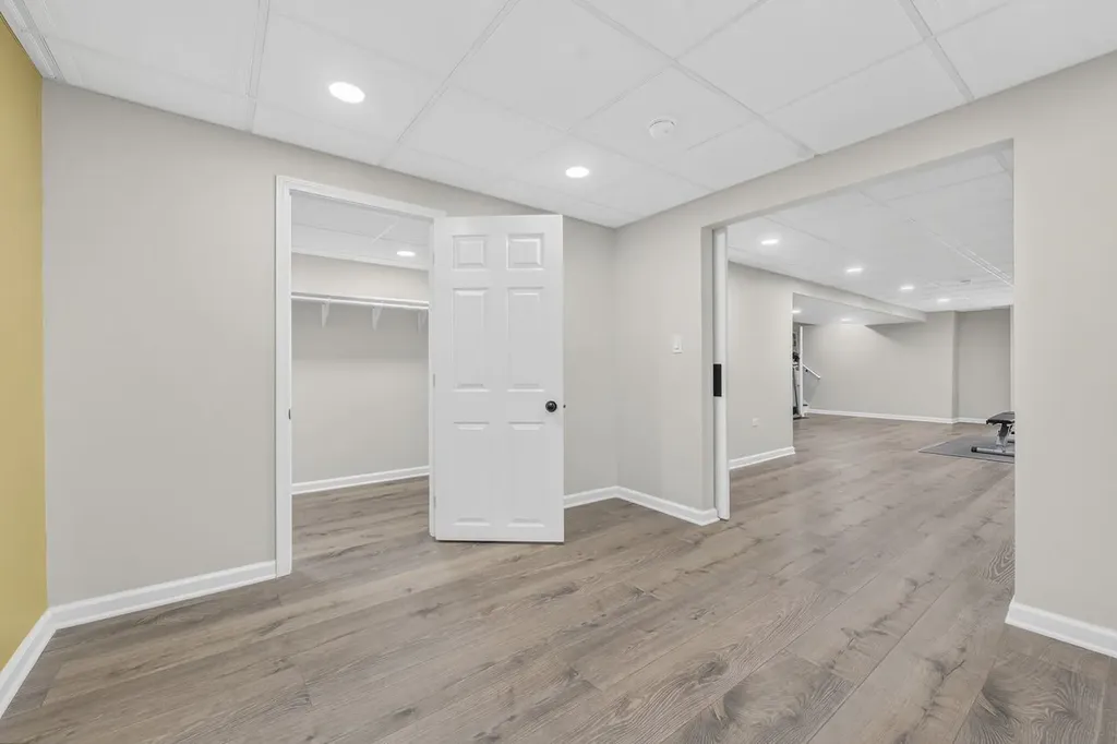 996 Timber Lake Drive Antioch IL 60002