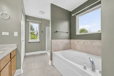 996 Timber Lake Drive Antioch IL 60002