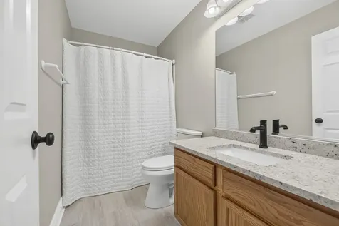 996 Timber Lake Drive Antioch IL 60002