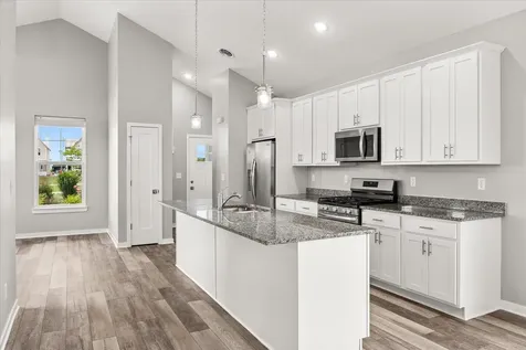 3 Dogwood Way Ottawa IL 61350