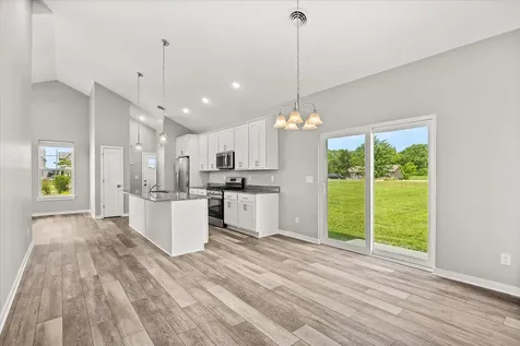 3 Dogwood Way Ottawa IL 61350