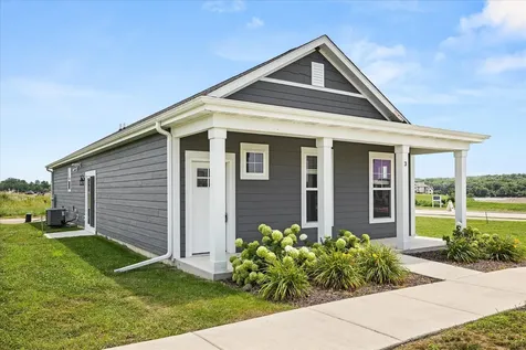3 Dogwood Way Ottawa IL 61350