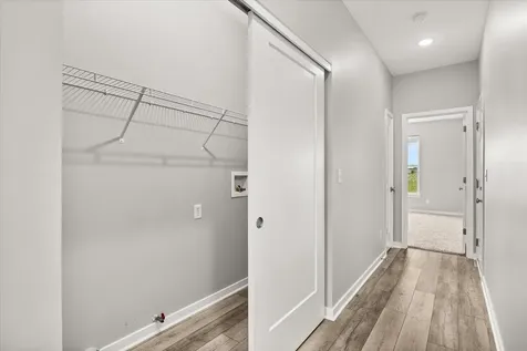 3 Dogwood Way Ottawa IL 61350