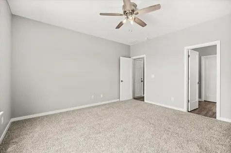 3 Dogwood Way Ottawa IL 61350