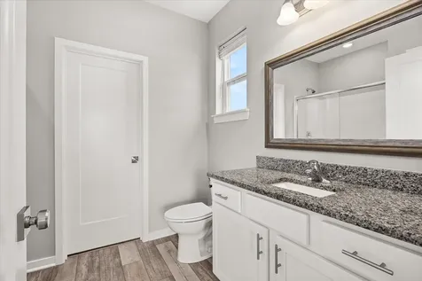 3 Dogwood Way Ottawa IL 61350