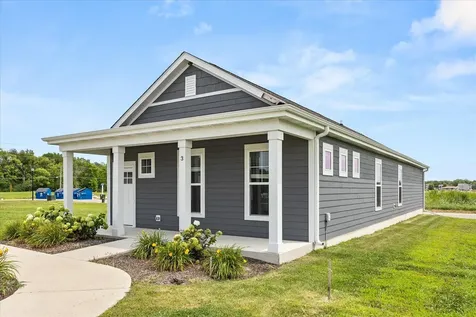 3 Dogwood Way Ottawa IL 61350