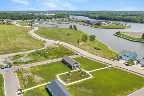 3 Dogwood Way Ottawa IL 61350