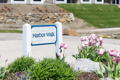 3 Dogwood Way Ottawa IL 61350