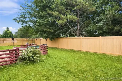 473 Barnaby Drive Oswego IL 60543