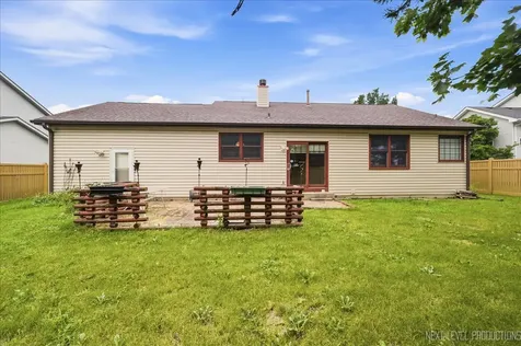 473 Barnaby Drive Oswego IL 60543