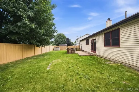 473 Barnaby Drive Oswego IL 60543