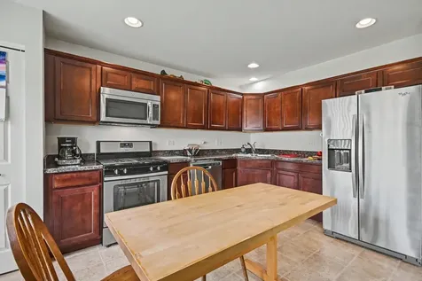 272 Wildmeadow Lane Woodstock IL 60098