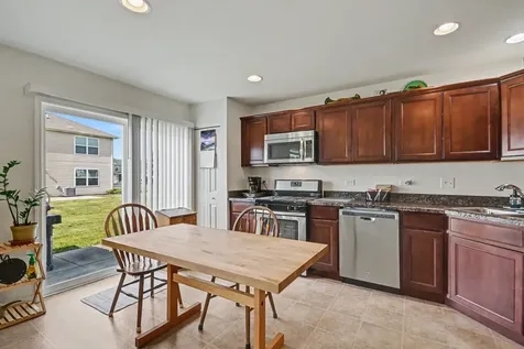 272 Wildmeadow Lane Woodstock IL 60098