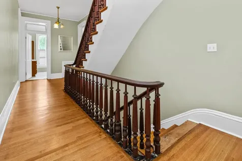 1411 Maple Avenue Evanston IL 60201