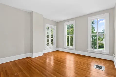 1411 Maple Avenue Evanston IL 60201