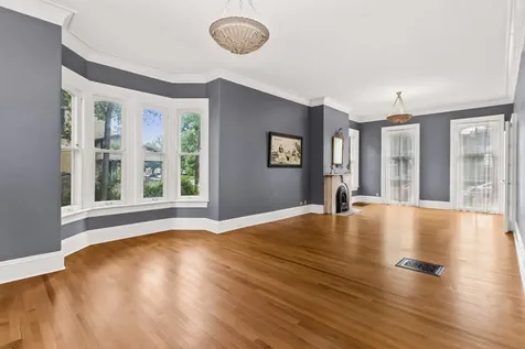 1411 Maple Avenue Evanston IL 60201