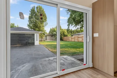 1707 West Martin Lane Mount Prospect IL 60056