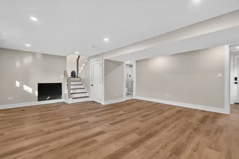1707 West Martin Lane Mount Prospect IL 60056