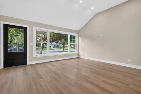 1707 West Martin Lane Mount Prospect IL 60056