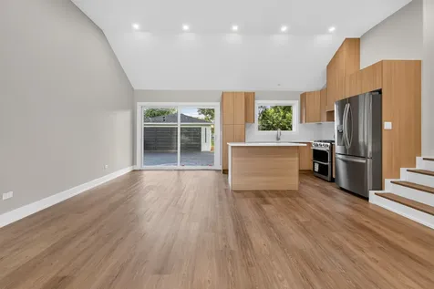 1707 West Martin Lane Mount Prospect IL 60056