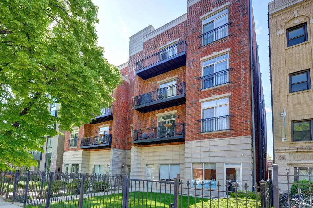 1329 West Loyola Avenue Chicago IL 60626