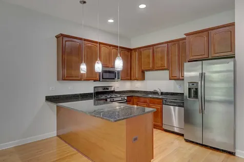 1329 West Loyola Avenue Chicago IL 60626