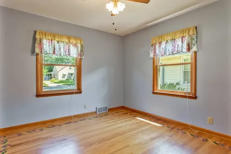 2328 Sharon Avenue Rockford IL 61103